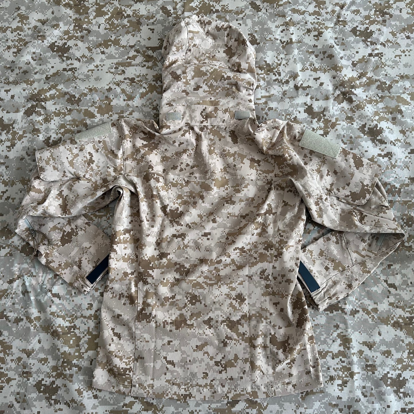 BKG ARC-Style LEAF Gryphon Halfshell Jacket AOR1