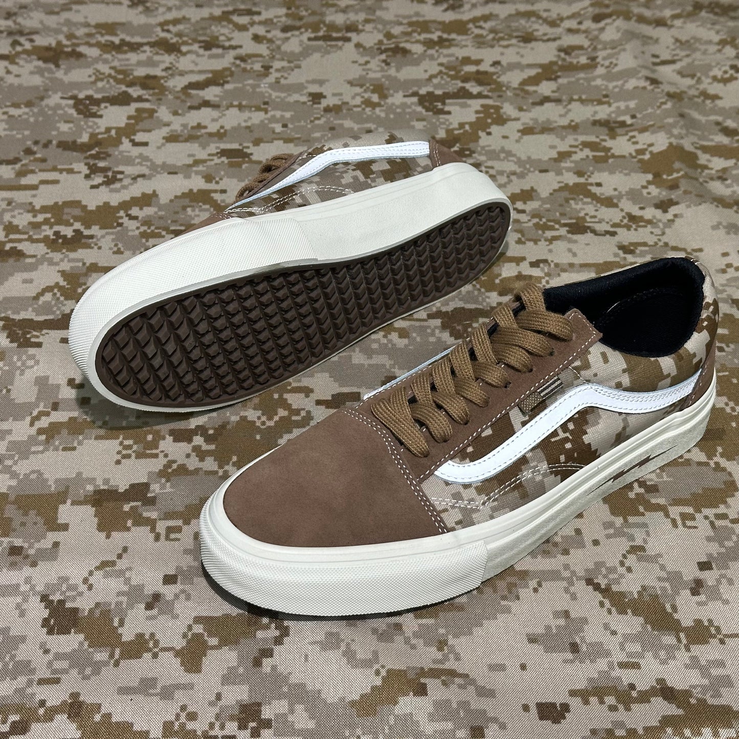 BKG AOR1 DEFCON Syndicate SK8-Lo Notchback Shoes