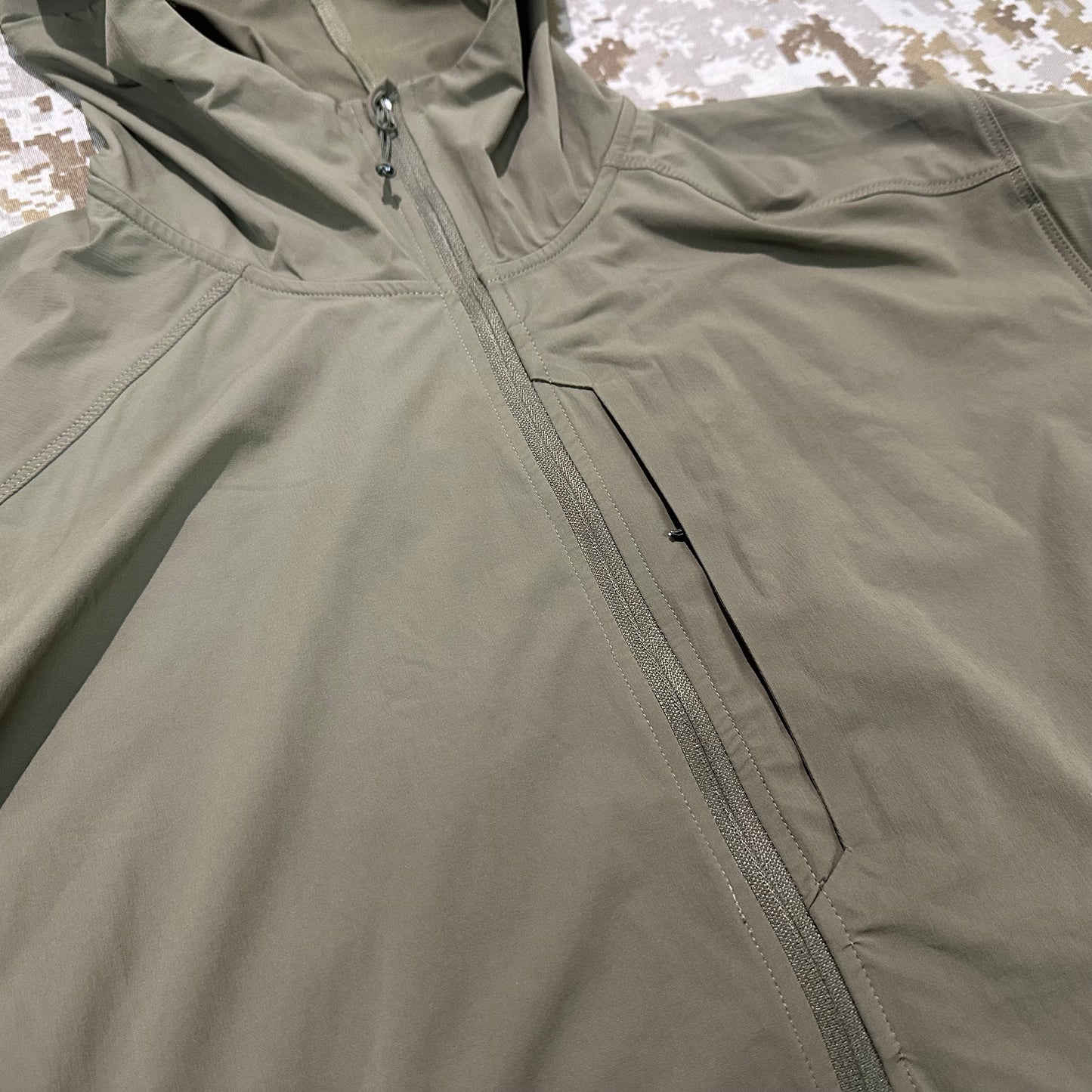 BKG ARC-Style LEAF Lightweight Gamma SL Anorak Softshell Jacket