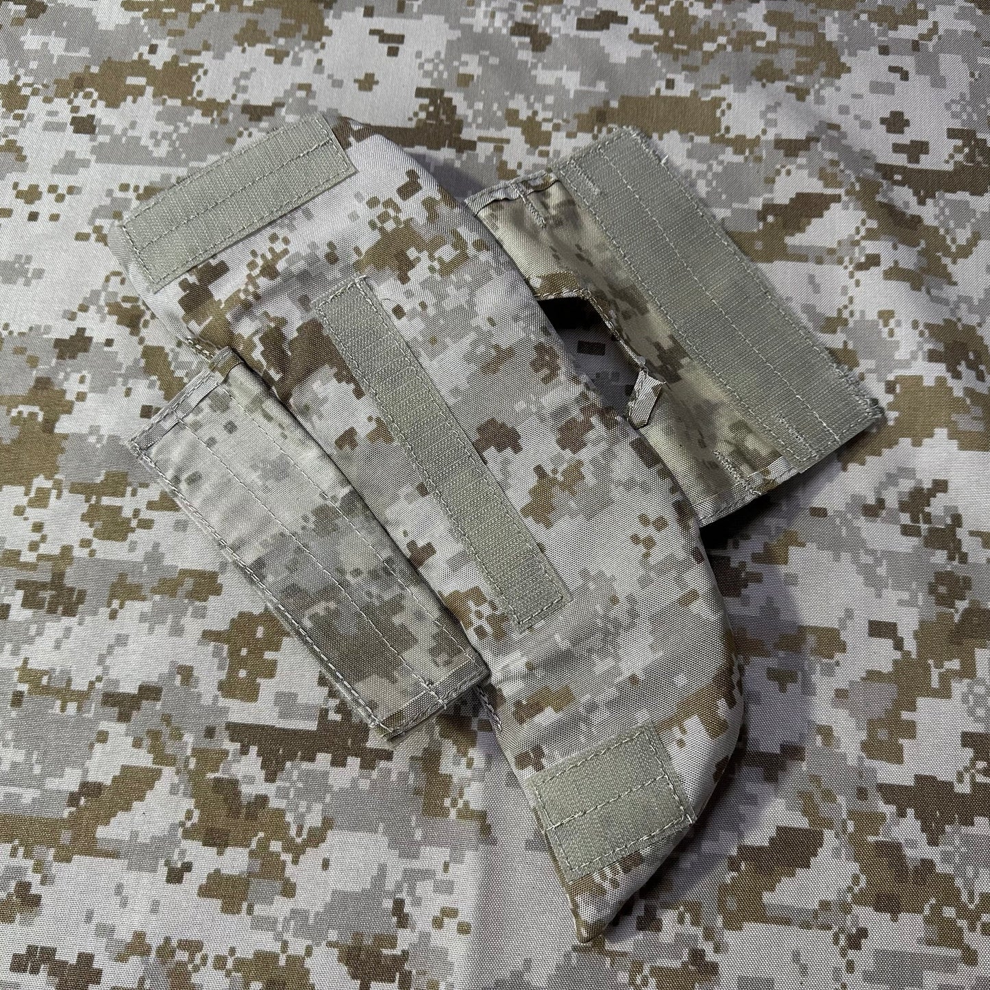 BKG LB-Style Genuine AOR1 Non-Ballistic Shoulder Pads