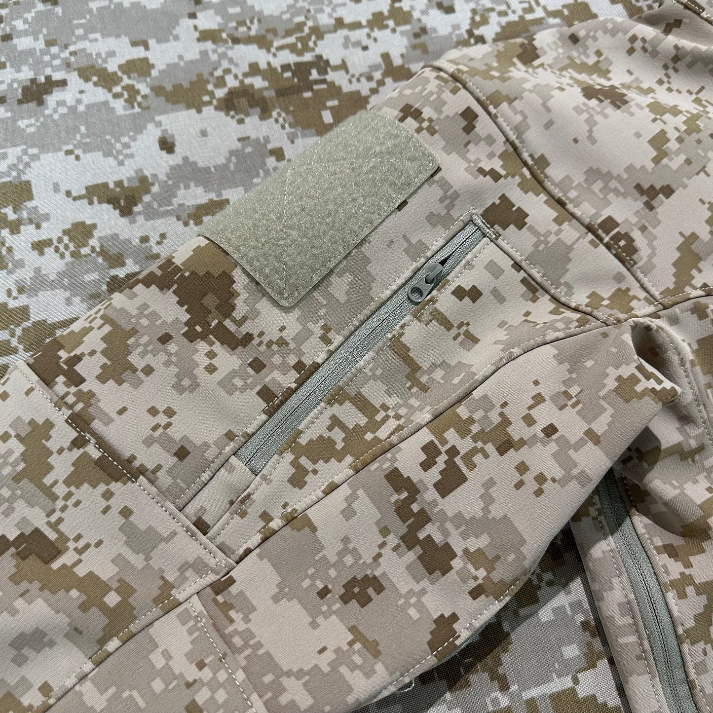 BKG ARC-Style LEAF Minotaur Full Zipper AOR1 Softshell Combat Jacket