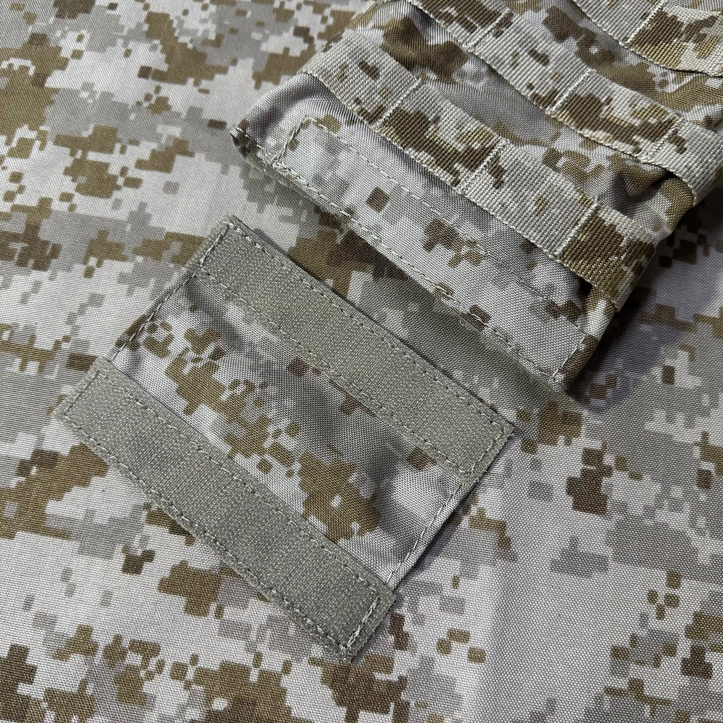 BKG LB-Style Genuine AOR1 6199 Hydration Pouch