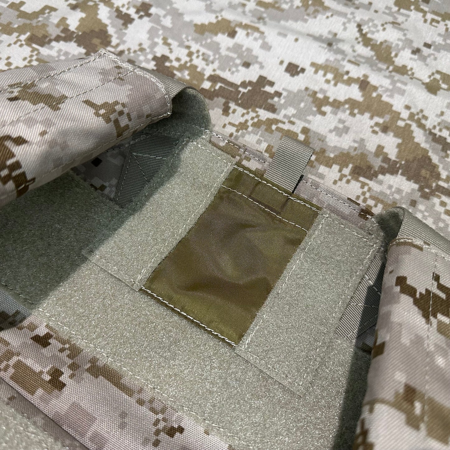 BKG LB-Style AOR1DGII AOR1 6094B Plate Carrier Tan Webbing 07Verison