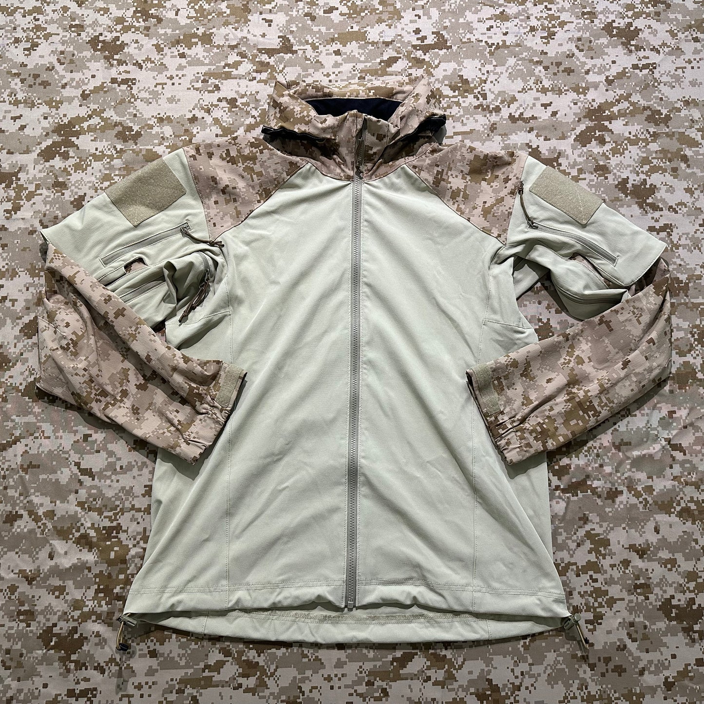 BKG ARC-Style LEAF Gryphon Prototype Halfshell Jacket