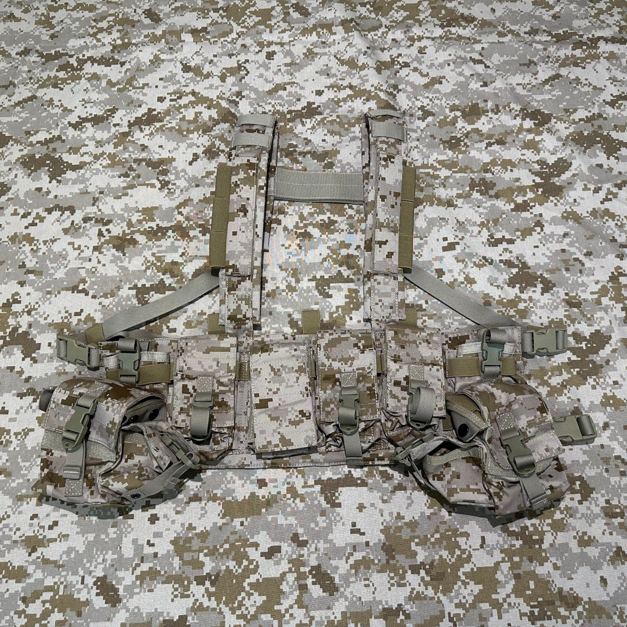 BKG EI-Style AOR1 DGII Tan Webbing MPCR Multi-Purpose Chest Rig