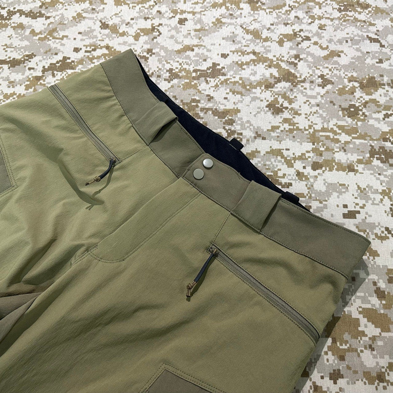 BKG ARC-Style Gryphon Crocodile Sotfshell Combat Pants