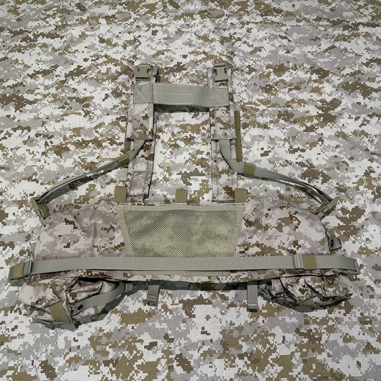 BKG EI-Style AOR1 DGII Tan Webbing MPCR Multi-Purpose Chest Rig